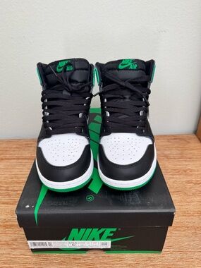 Jordan 1 Retro High Lucky Green